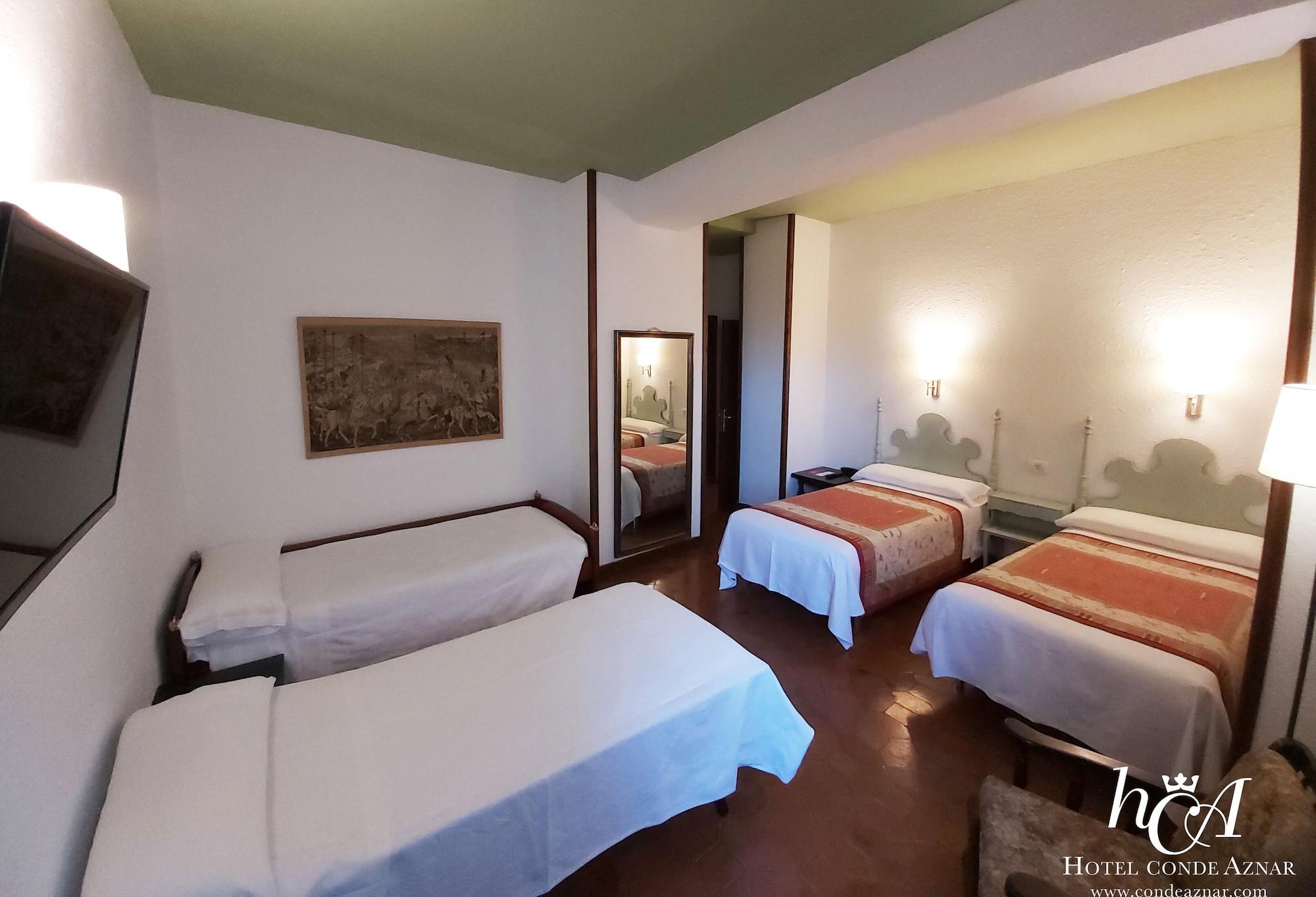 Conde Aznar Hotel ฮากา ภายนอก รูปภาพ